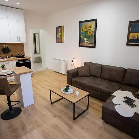 Verdi Apartment *